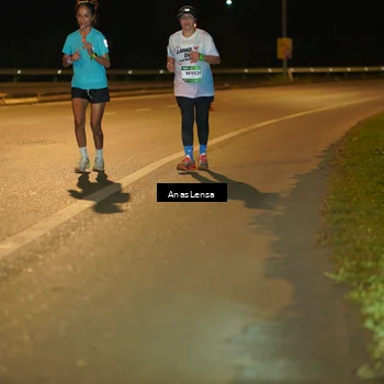 Runner Photo 7702549