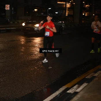 Runner Photo 7702550