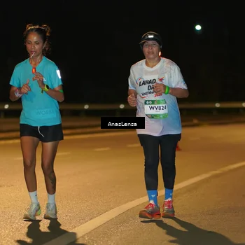 Runner Photo 7702555