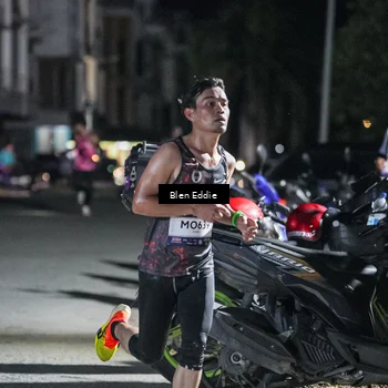 Runner Photo 7702561