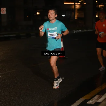 Runner Photo 7702583