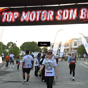 Runner Photo 7702585