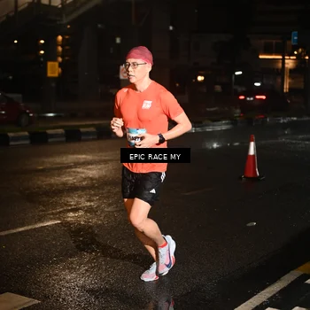 Runner Photo 7702593