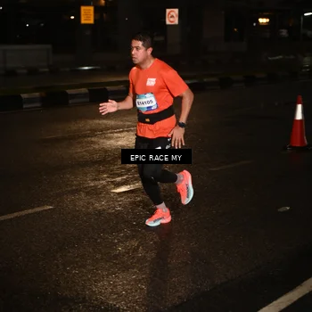 Runner Photo 7702610