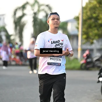 Runner Photo 7702630