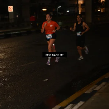 Runner Photo 7702639