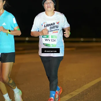 Runner Photo 7702644
