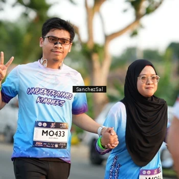 Runner Photo 7702646