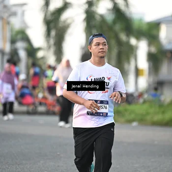 Runner Photo 7702664