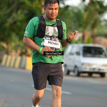 Runner Photo 7702680