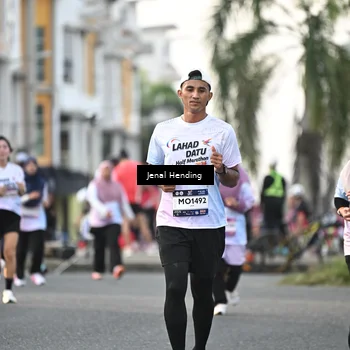 Runner Photo 7702707