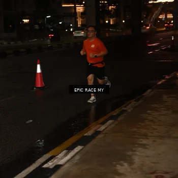 Runner Photo 7702709