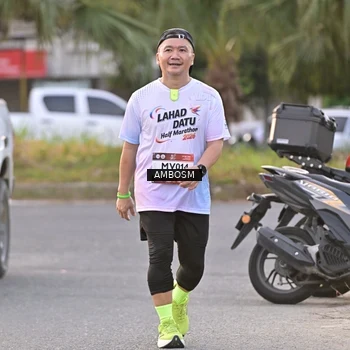 Runner Photo 7702730