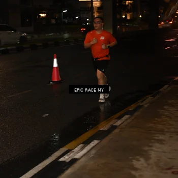 Runner Photo 7702733
