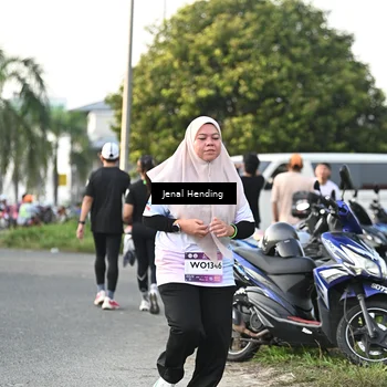 Runner Photo 7702735
