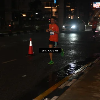 Runner Photo 7702785