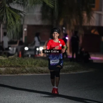 Runner Photo 7702790