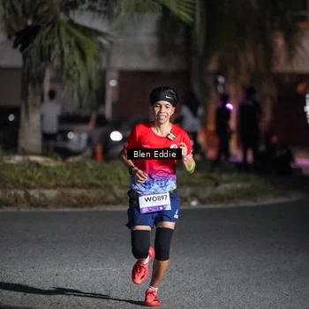 Runner Photo 7702812