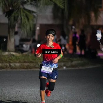 Runner Photo 7702815