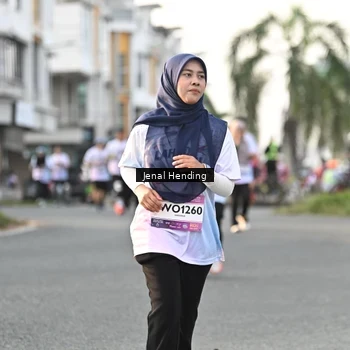 Runner Photo 7702833