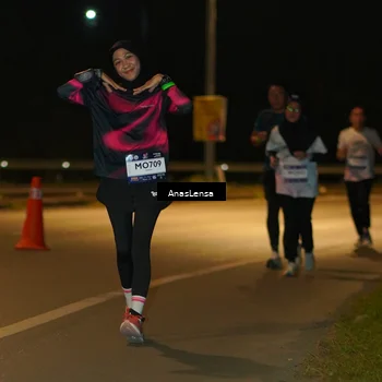 Runner Photo 7702840