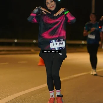 Runner Photo 7702859
