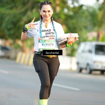 Runner Photo 7702860