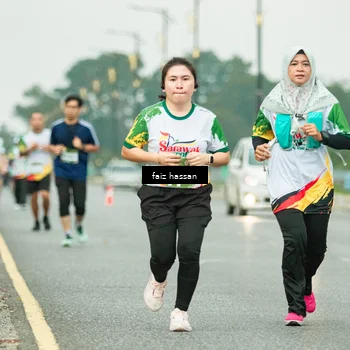Runner Photo 7702864