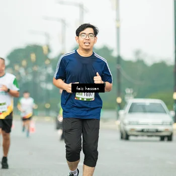 Runner Photo 7702866