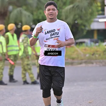 Runner Photo 7702895