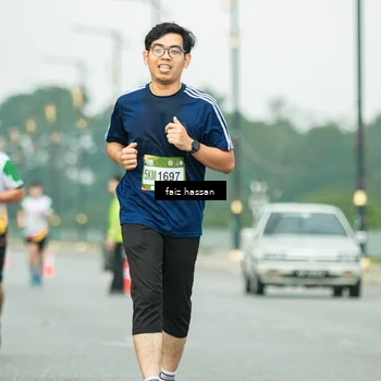 Runner Photo 7702903