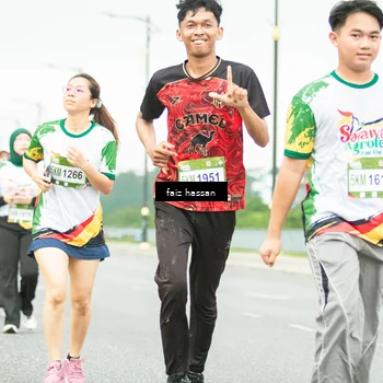 Runner Photo 7702905