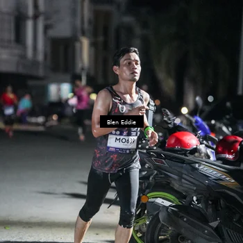 Runner Photo 7702922