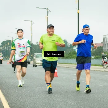 Runner Photo 7702974