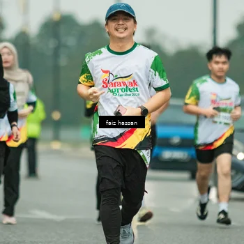 Runner Photo 7702995