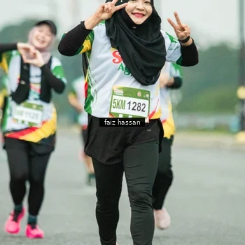 Runner Photo 7703003