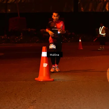 Runner Photo 7703005