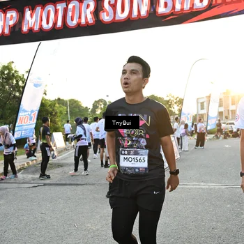 Runner Photo 7703019