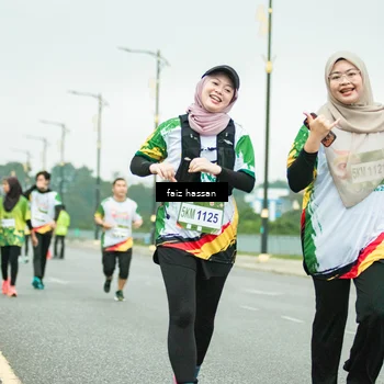 Runner Photo 7703032