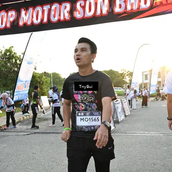 Runner Photo 7703050
