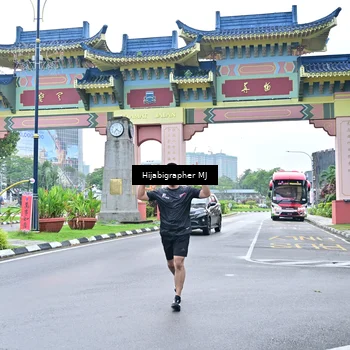 Runner Photo 7703072