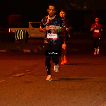 Runner Photo 7703096