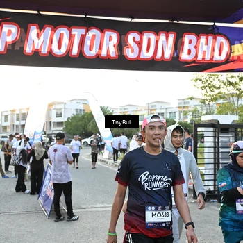 Runner Photo 7703116
