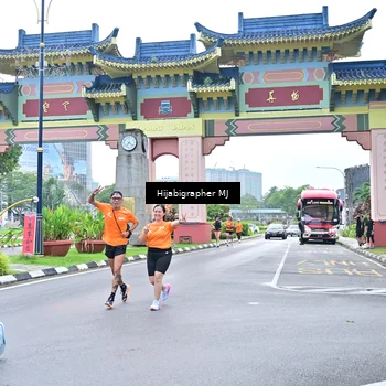 Runner Photo 7703119
