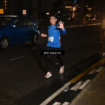 Runner Photo 7703132