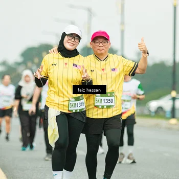 Runner Photo 7703134