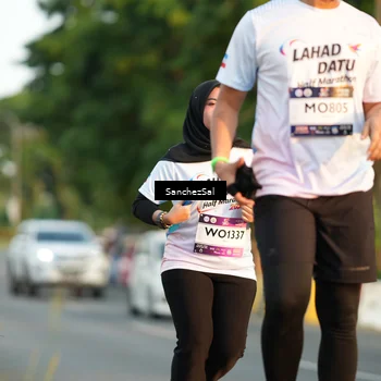 Runner Photo 7703146