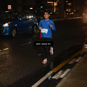 Runner Photo 7703156