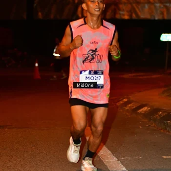 Runner Photo 7703157