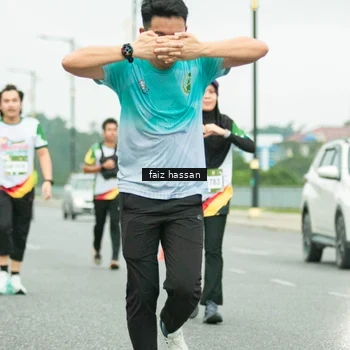 Runner Photo 7703177